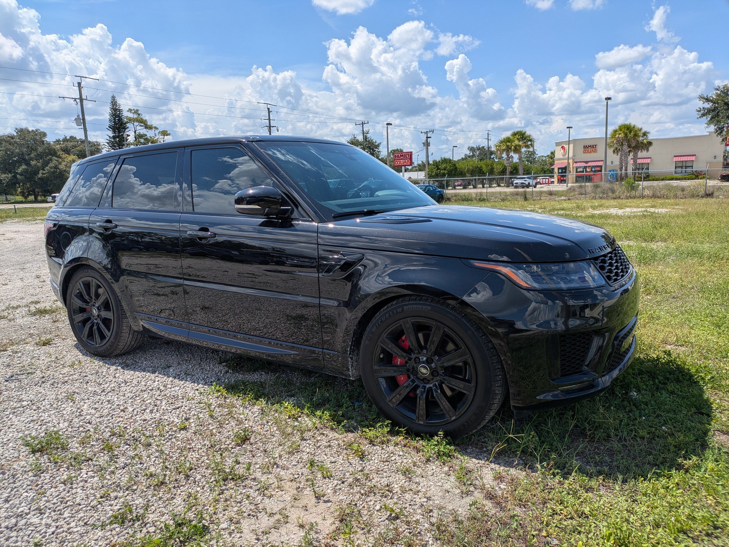 Used 2020  Land Rover HST image 2