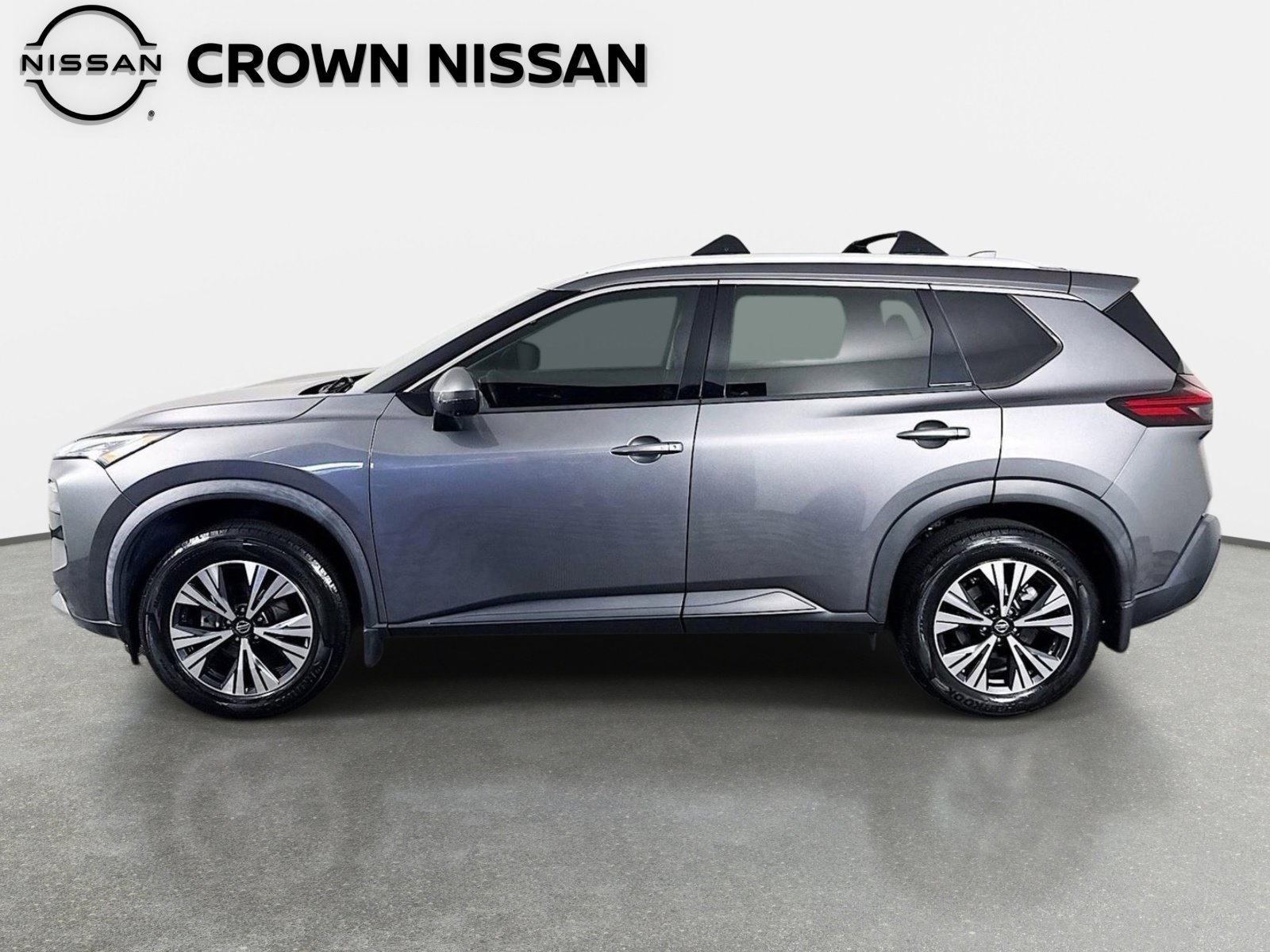 Used 2021 Gun Metallic Nissan SV image 8
