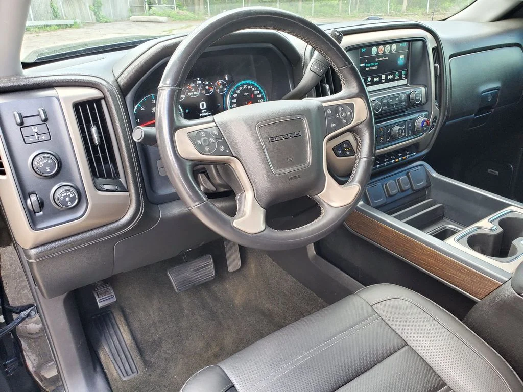 Used 2018 Black GMC Denali image 14