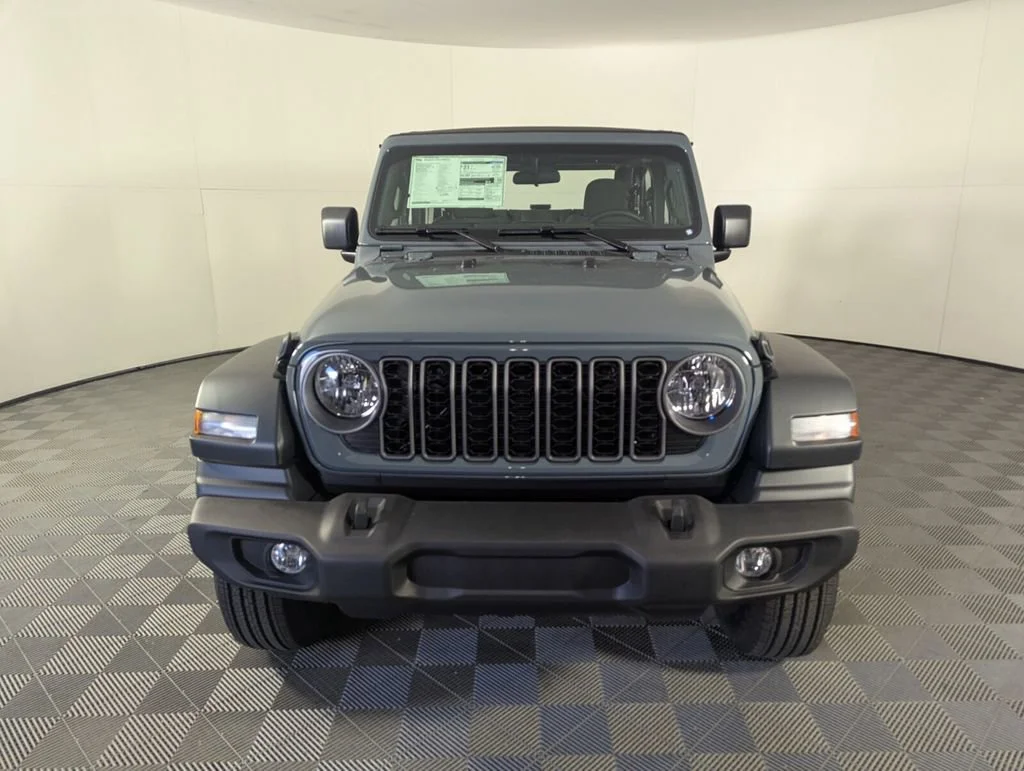 New 2026 Anvil Clear-Coat Exterior Paint Jeep Sport image 3