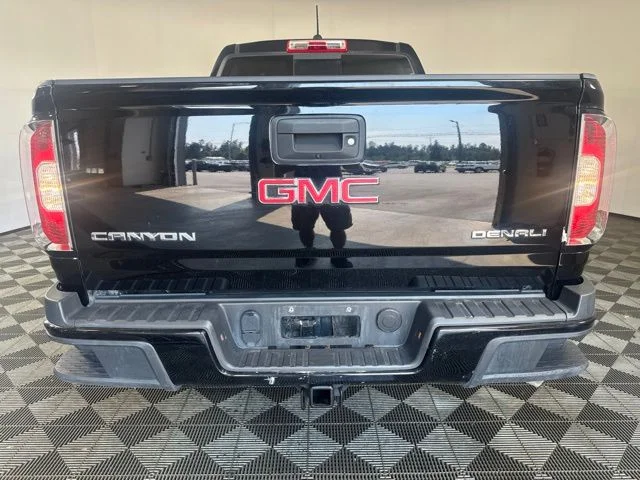 Certified Used 2018 Onyx Black GMC Denali image 22