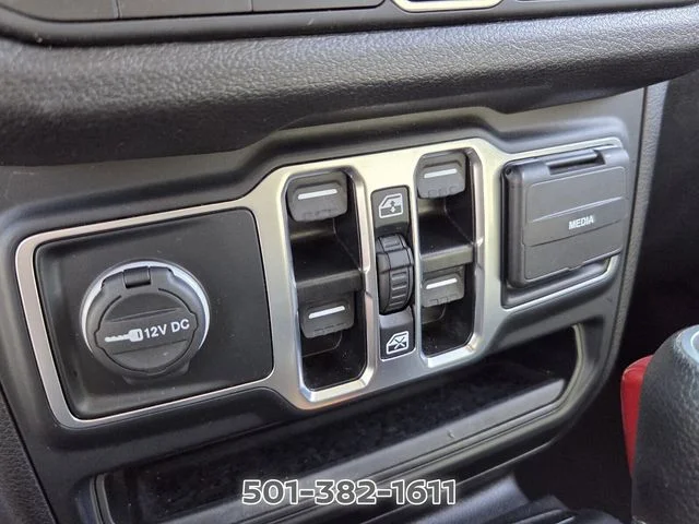 Used 2024 Silver Jeep Sport S image 23