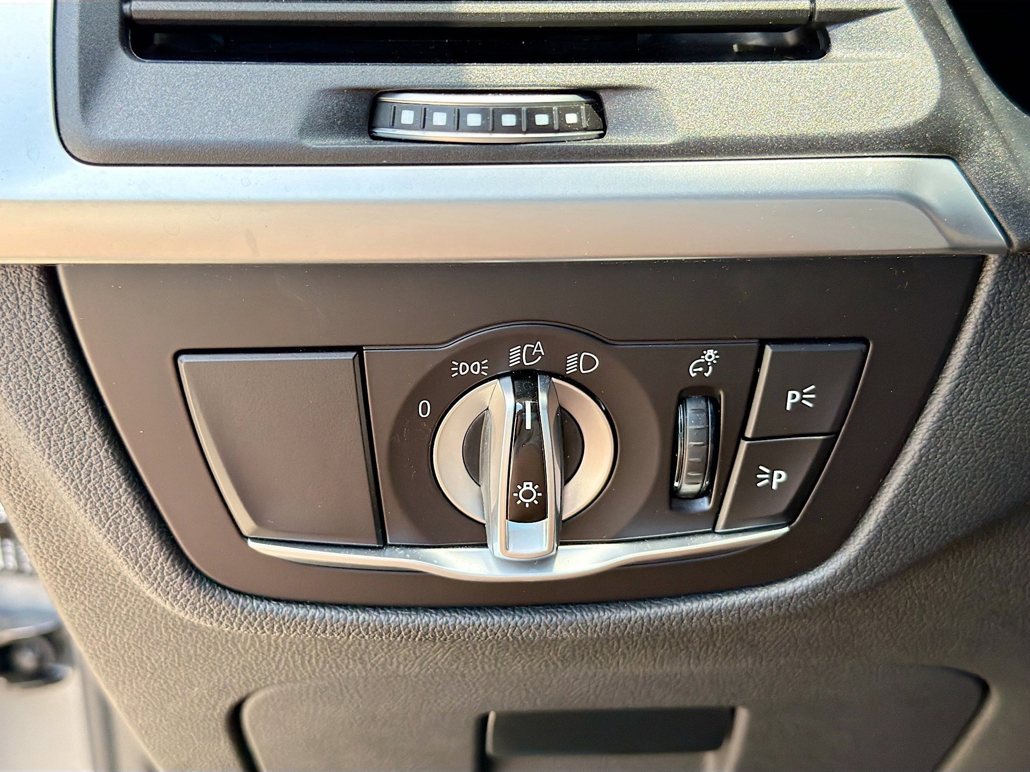 Used 2023 Skyscraper Gray Metallic BMW xDrive30i image 24