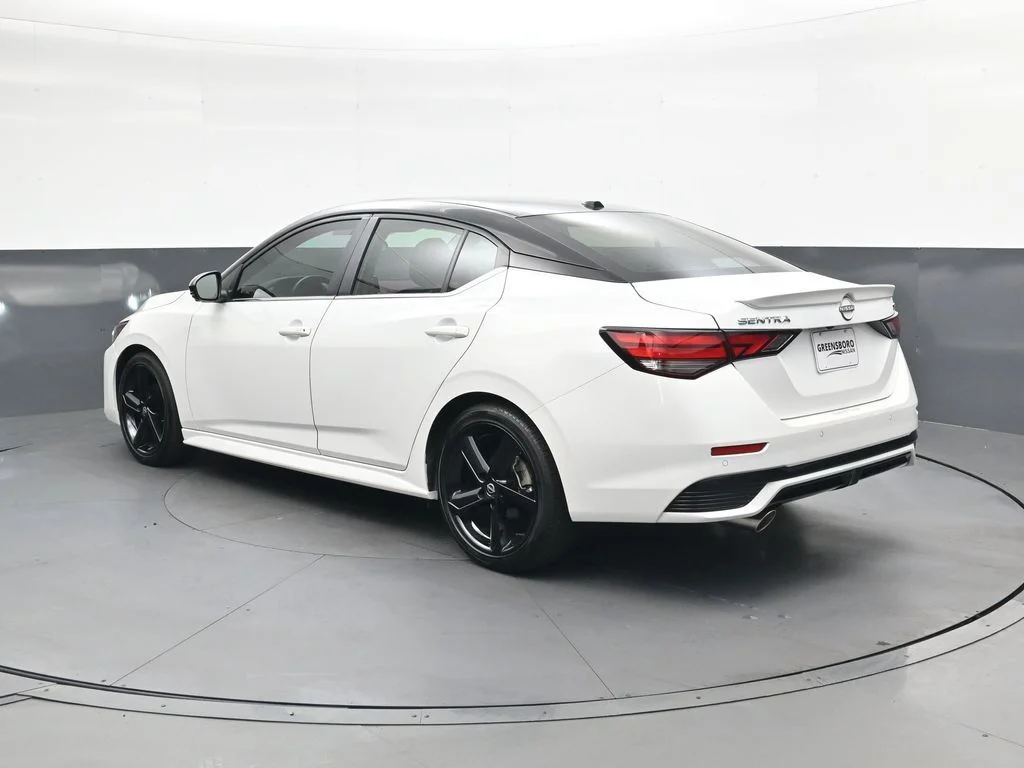 Used 2024 White Nissan SR image 12