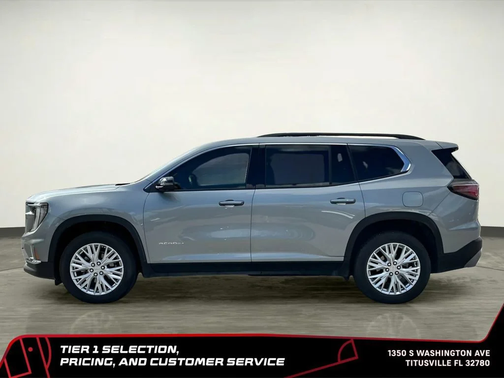 New 2026 Sterling Metallic GMC Elevation image 3