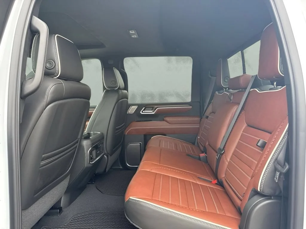New 2026 Glacier White Tricoat GMC Denali Ultimate image 30