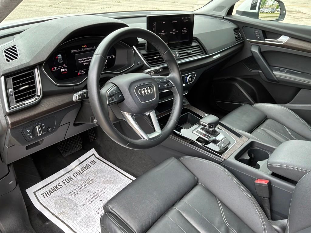 Used 2024  Audi 45 S line Premium image 12
