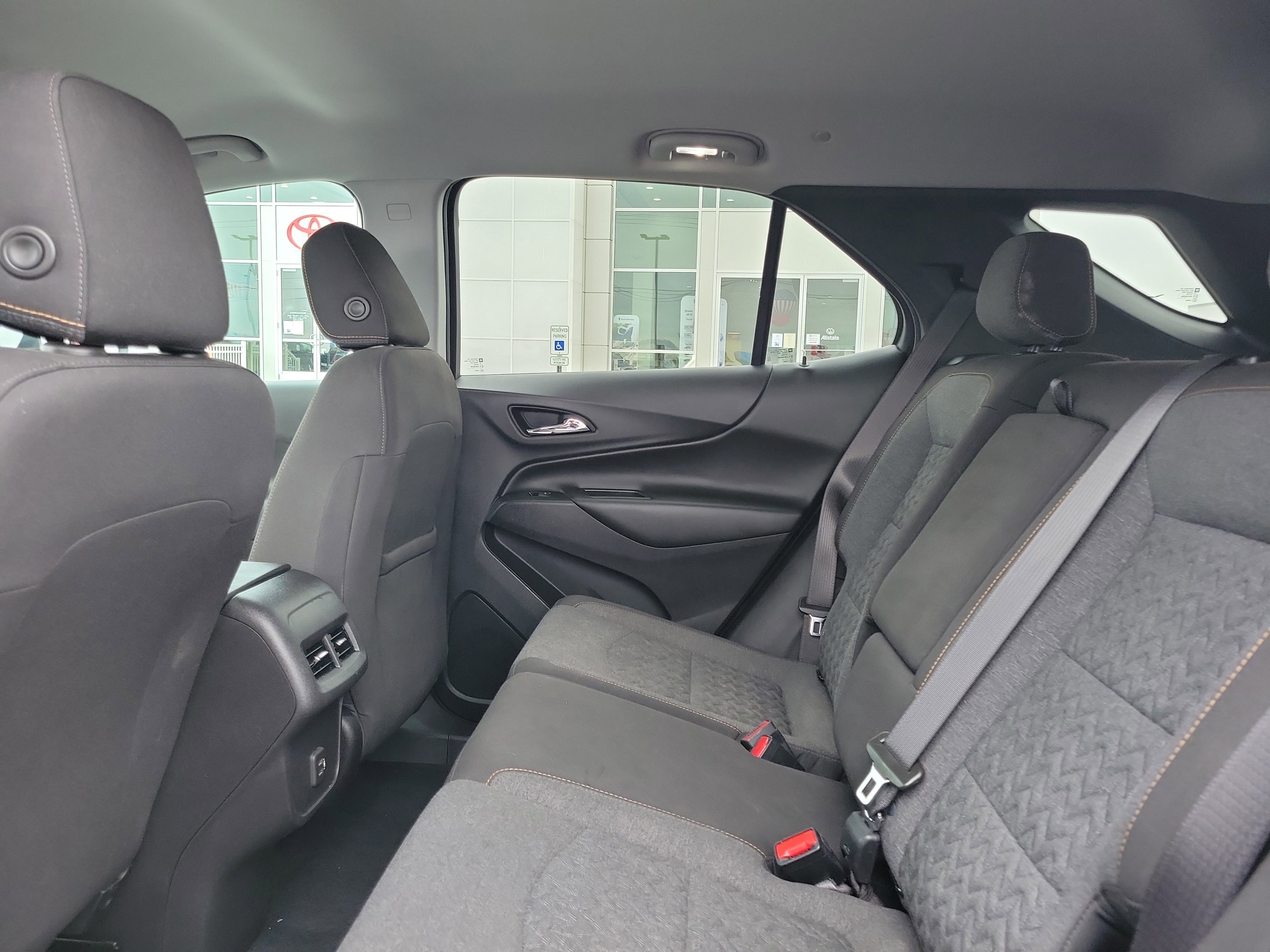Used 2022 Summit White Chevrolet LT image 10