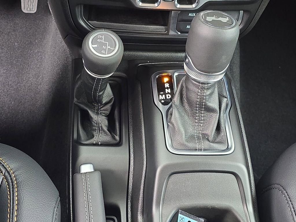 2026 Jeep Wrangler 4-Door Sahara - Photo 24