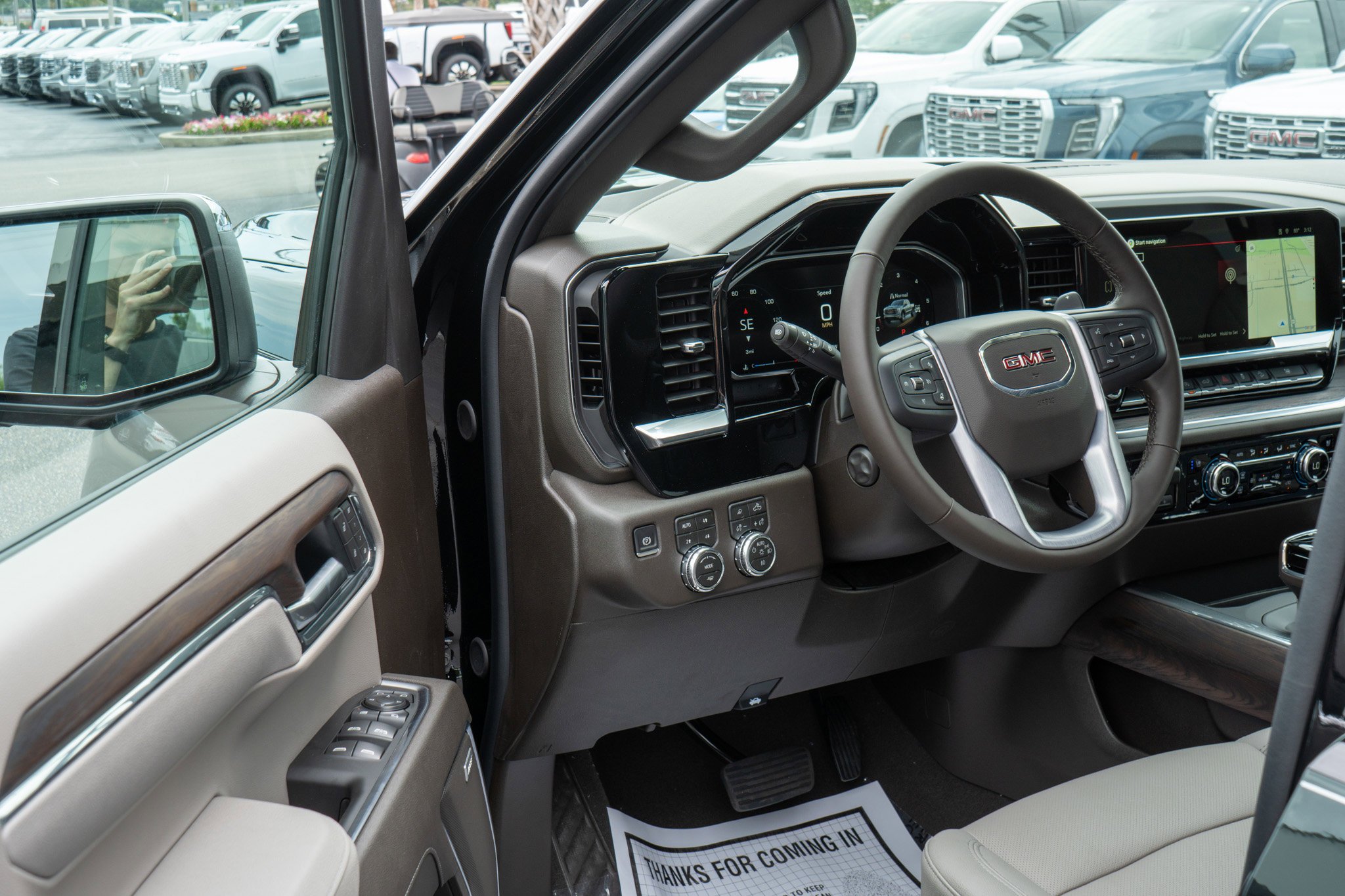2026 GMC Sierra 1500 SLT - Photo 12