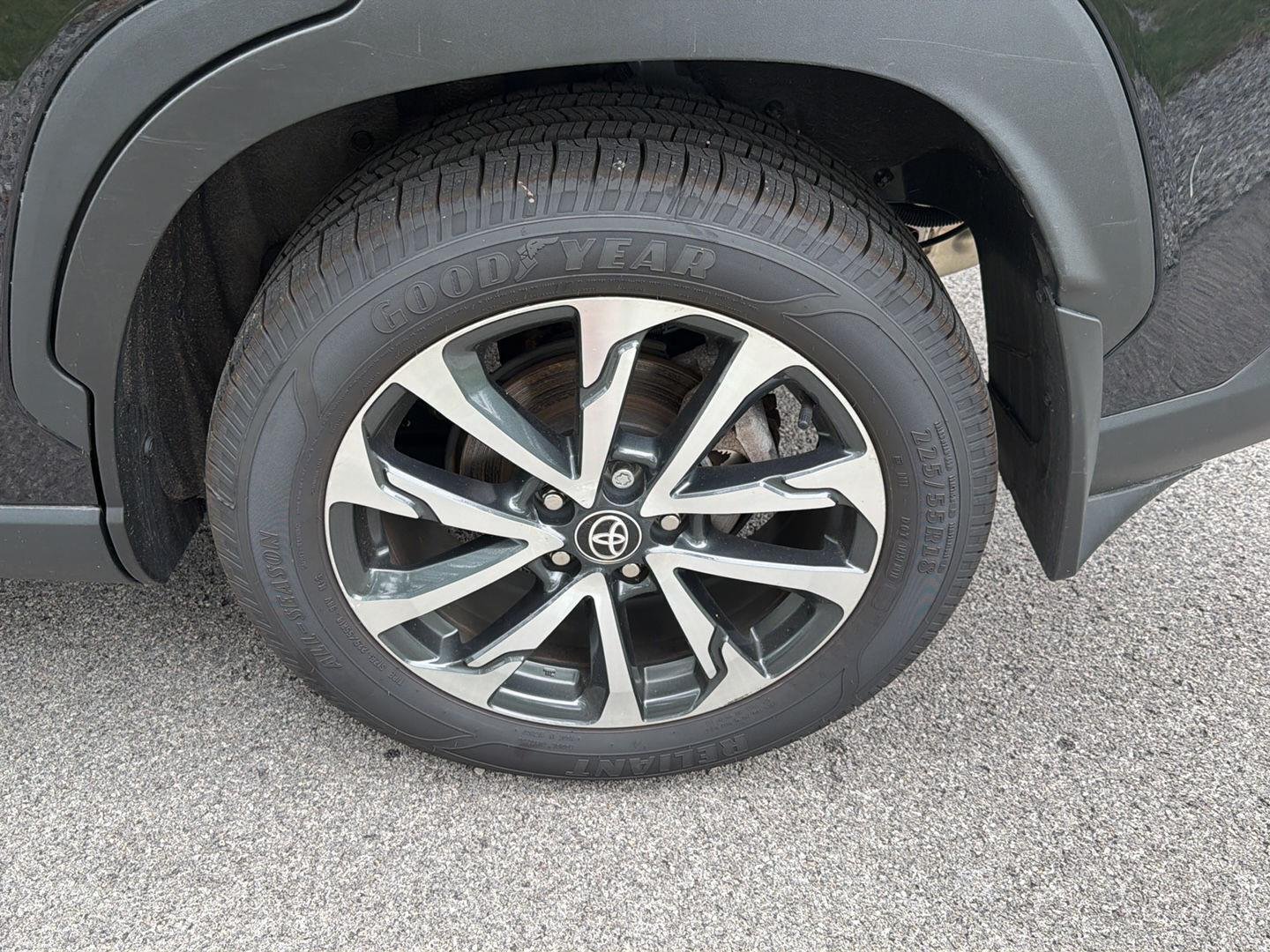 Used 2024 Jet Black Toyota XLE image 9