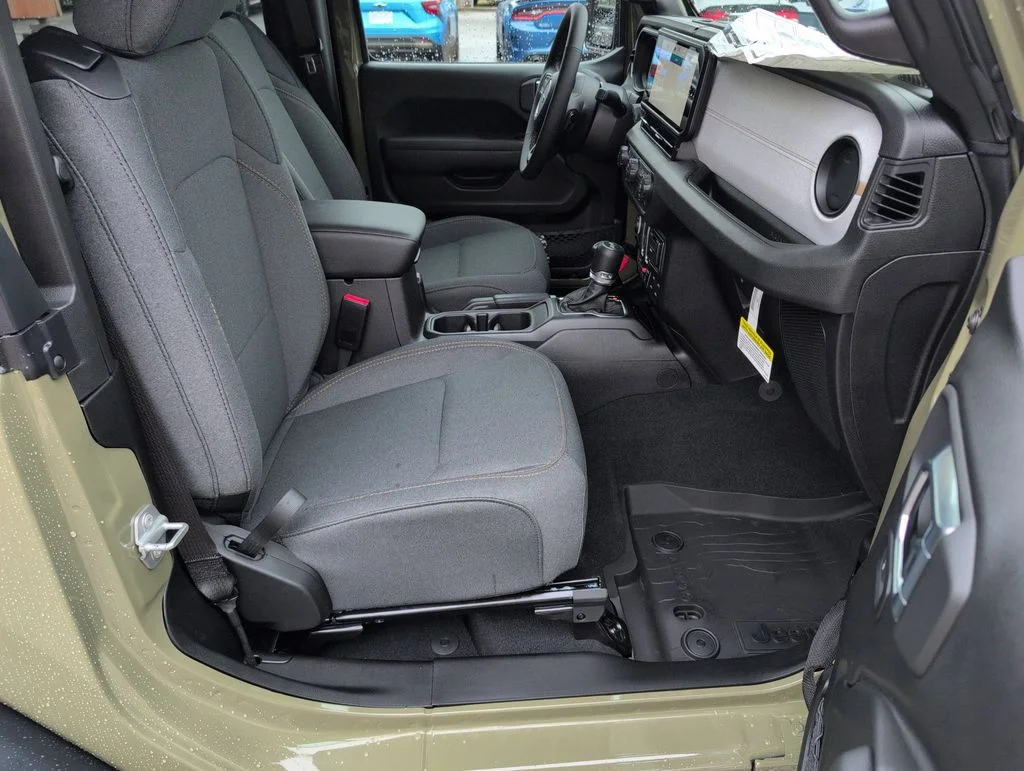 2026 Jeep Wrangler 2-Door Willys - Photo 26