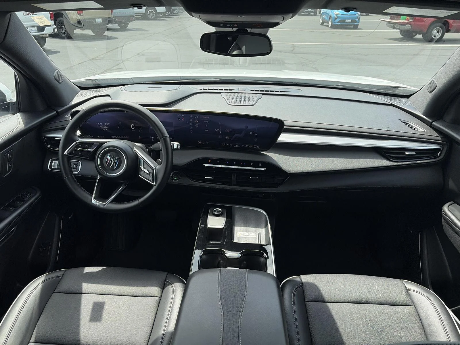 Used 2025 Summit White Buick Preferred image 17