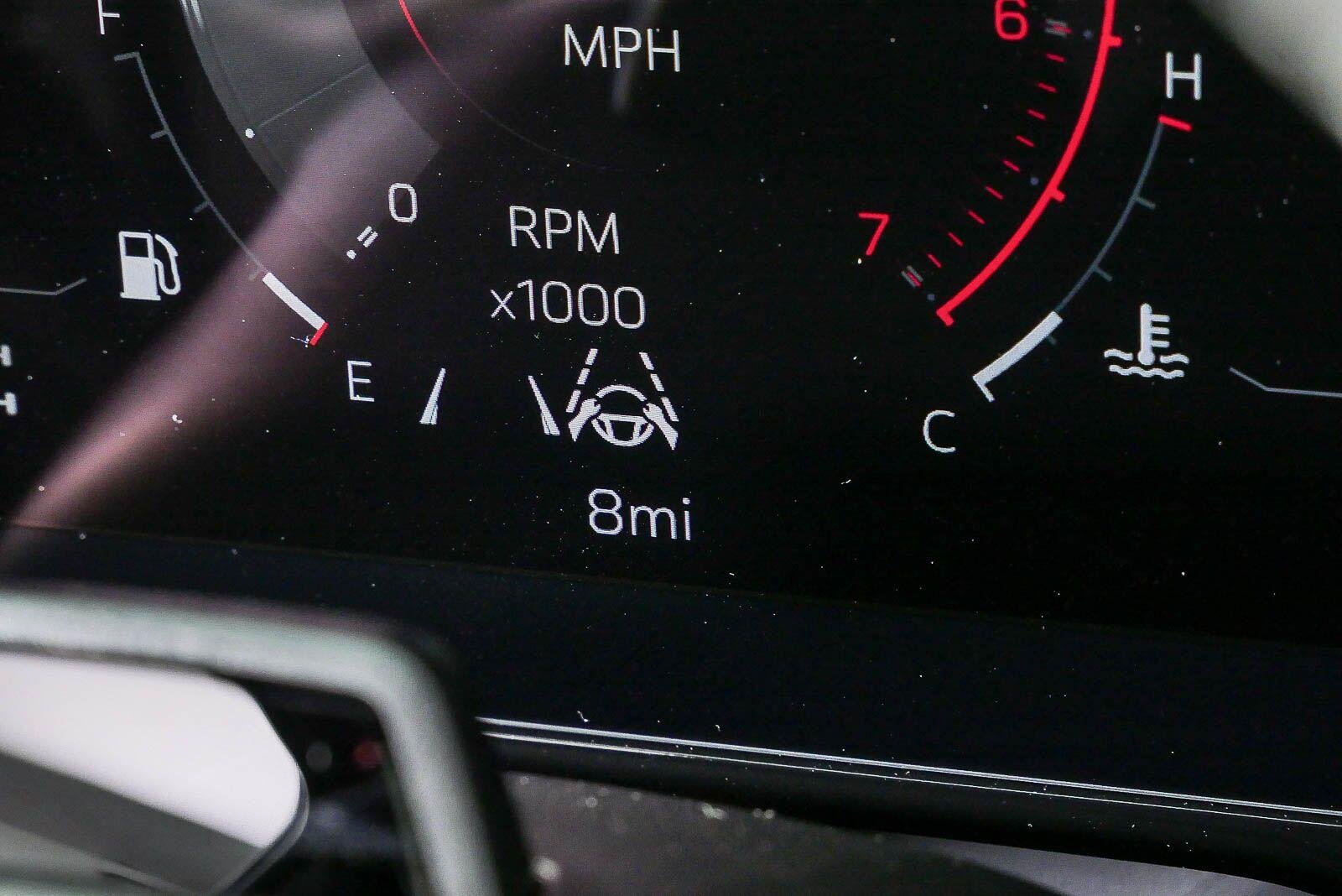 2026 GMC Yukon Denali Ultimate - Photo 12