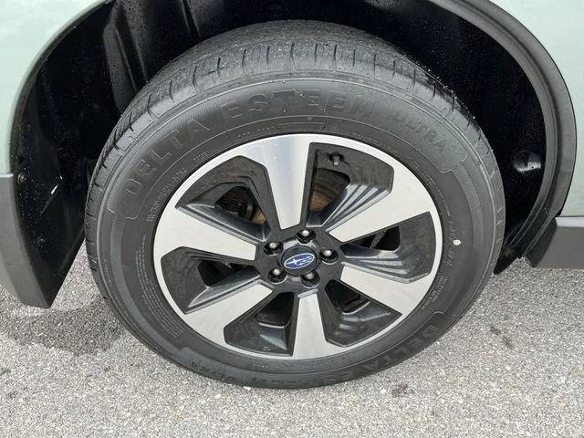 Used 2017 Green Subaru 2.5i Premium image 21