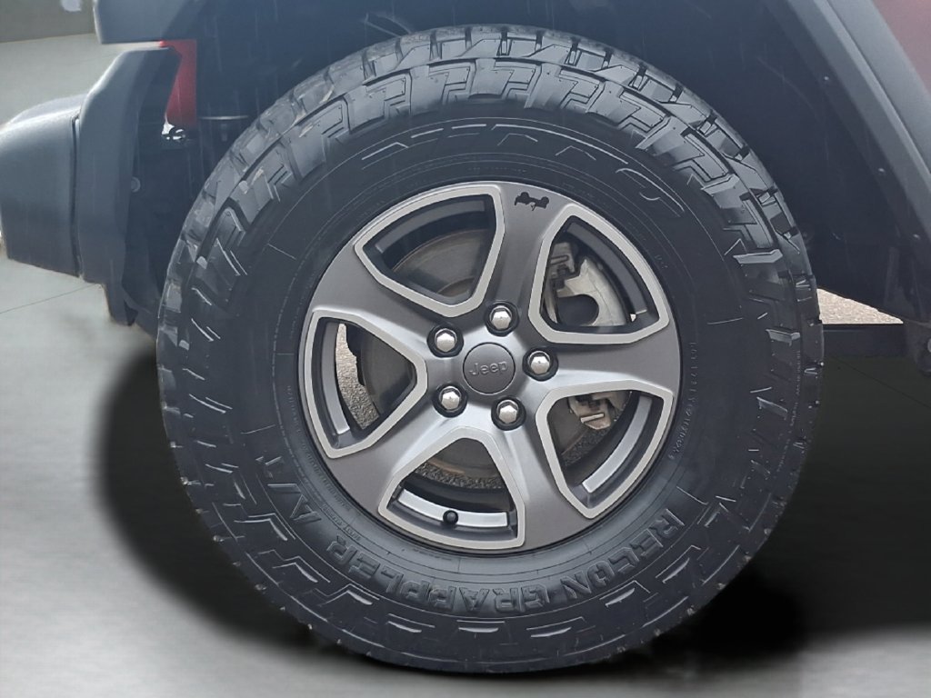 Used 2018 Red Jeep Unlimited Sport S image 10