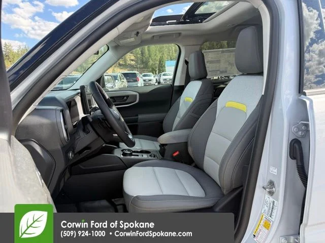 New 2026 Space White Metallic Ford Badlands image 2