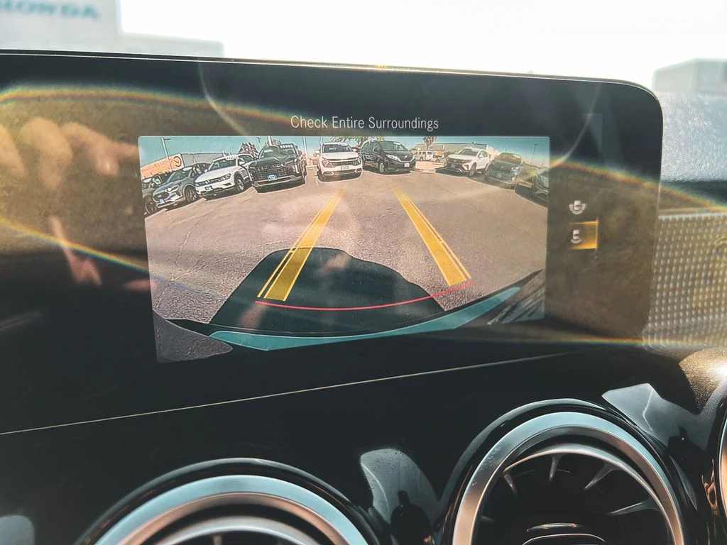 Used 2022 Black Mercedes-Benz GLB 250 image 23