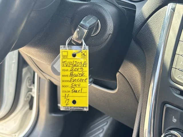 Used 2013 White Buick Leather image 38