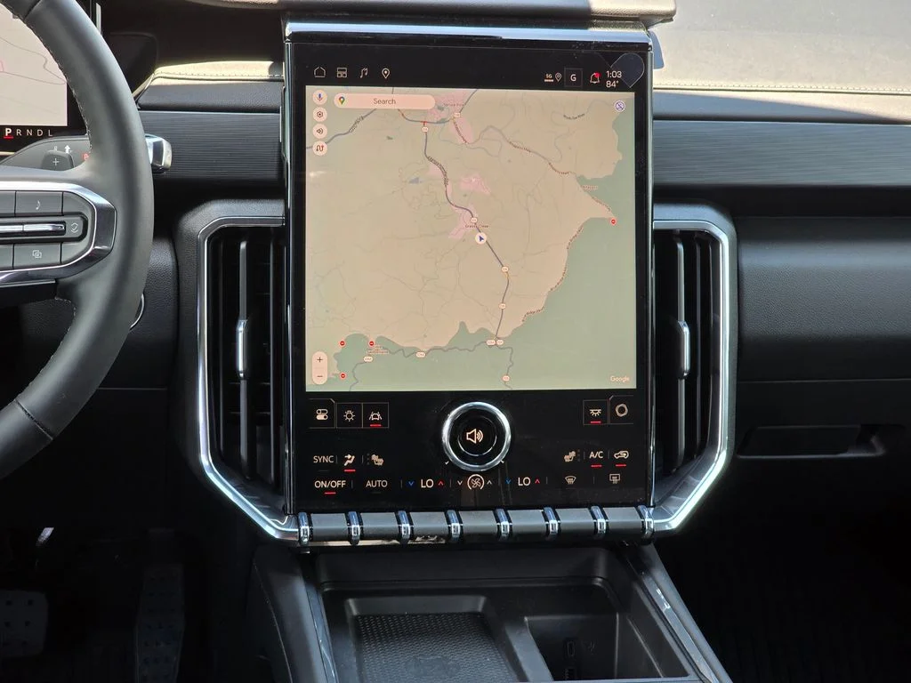 New 2026 White GMC Elevation image 30