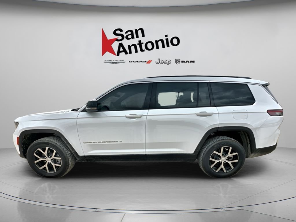 New 2025 Bright White Clear-Coat Exterior Paint Jeep Limited image 9