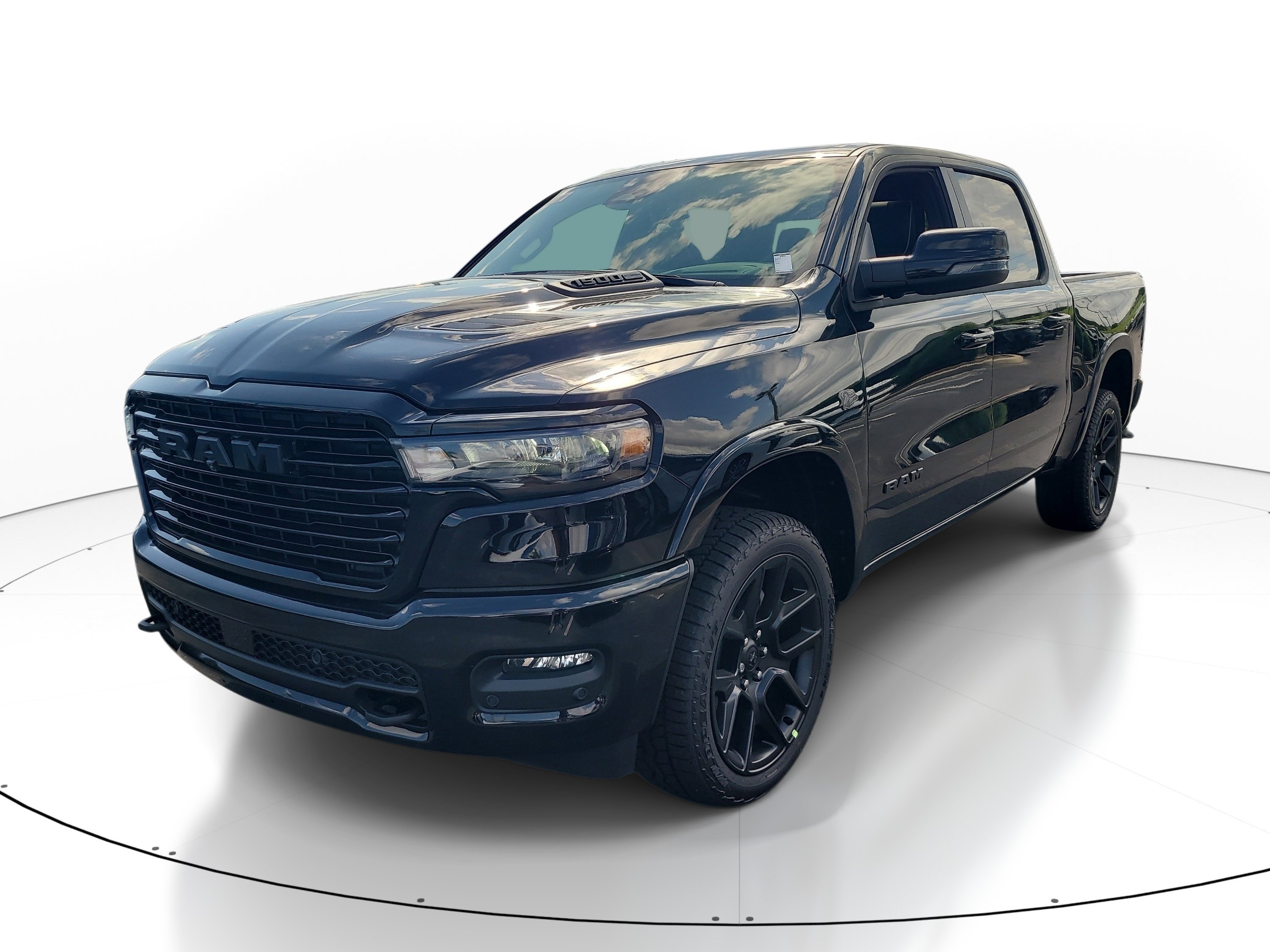 New 2027 Diamond Black Crystal Pearl-Coat Exterior Paint RAM Laramie image 4