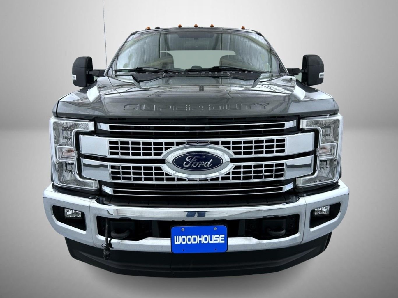 Used 2019 Gray Ford XLT image 2