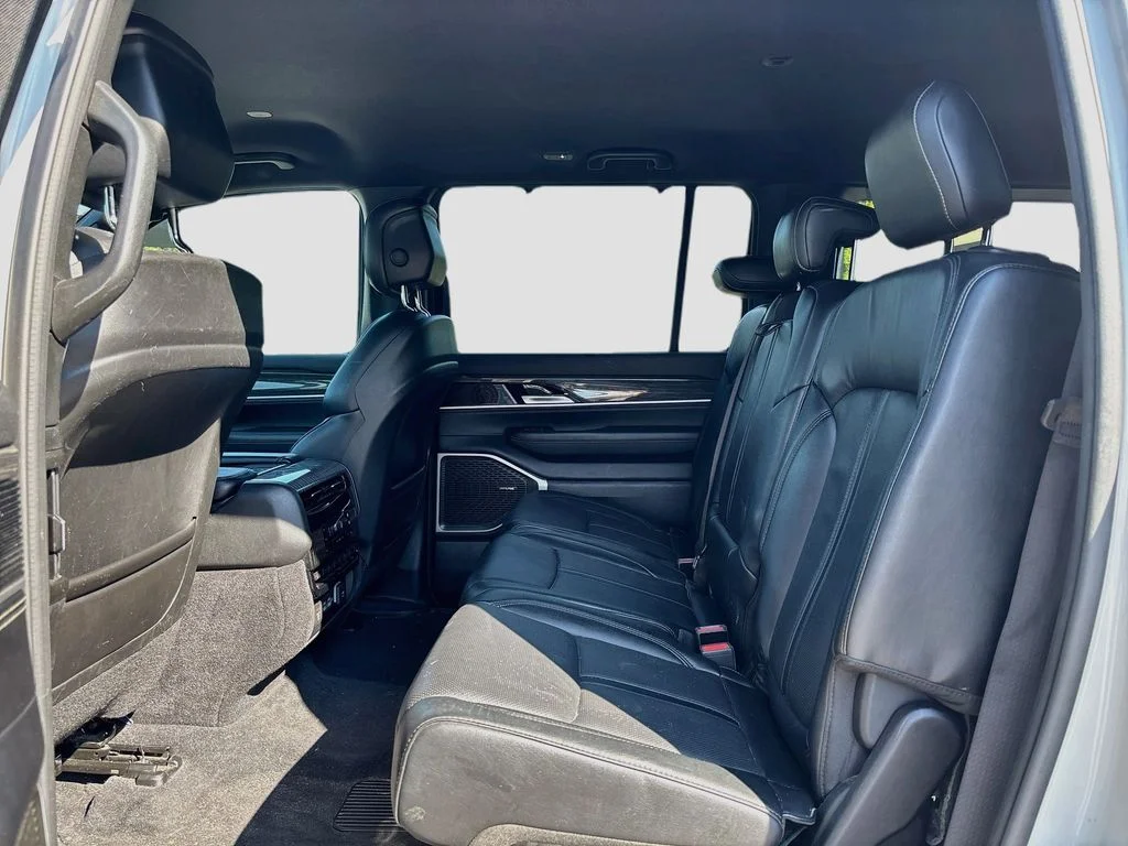 Used 2022 White Jeep Series III image 21