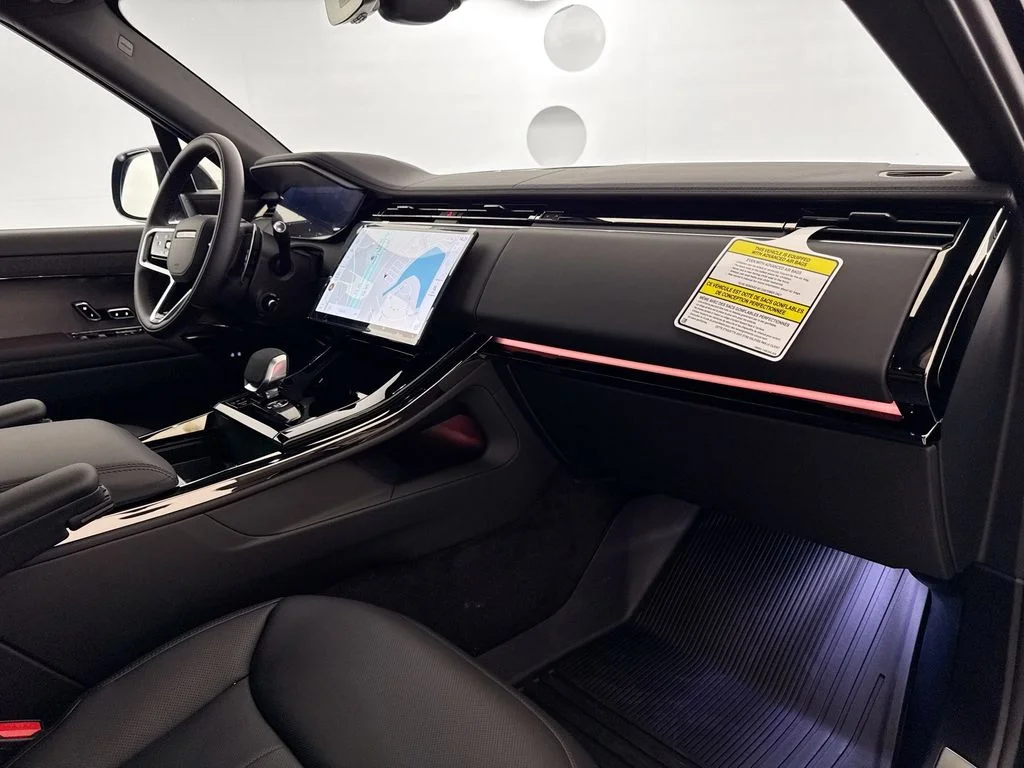 New 2026 Santorini Black Land Rover SE image 30