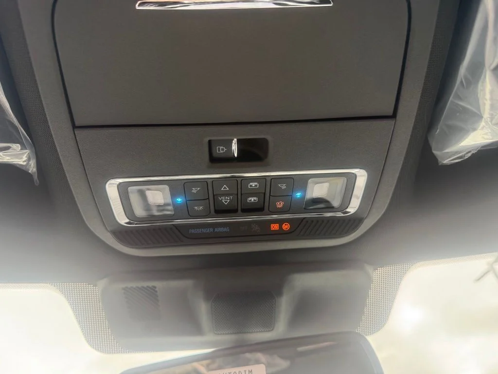 New 2026 Star White Metallic Tri-Coat Ford F-250® Platinum® image 36