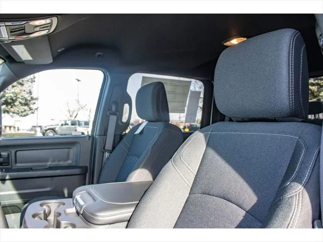 2026 RAM 3500 Tradesman - Photo 15