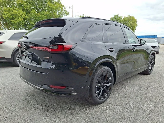 New 2026 Black Mazda 3.3 Turbo S Premium image 4