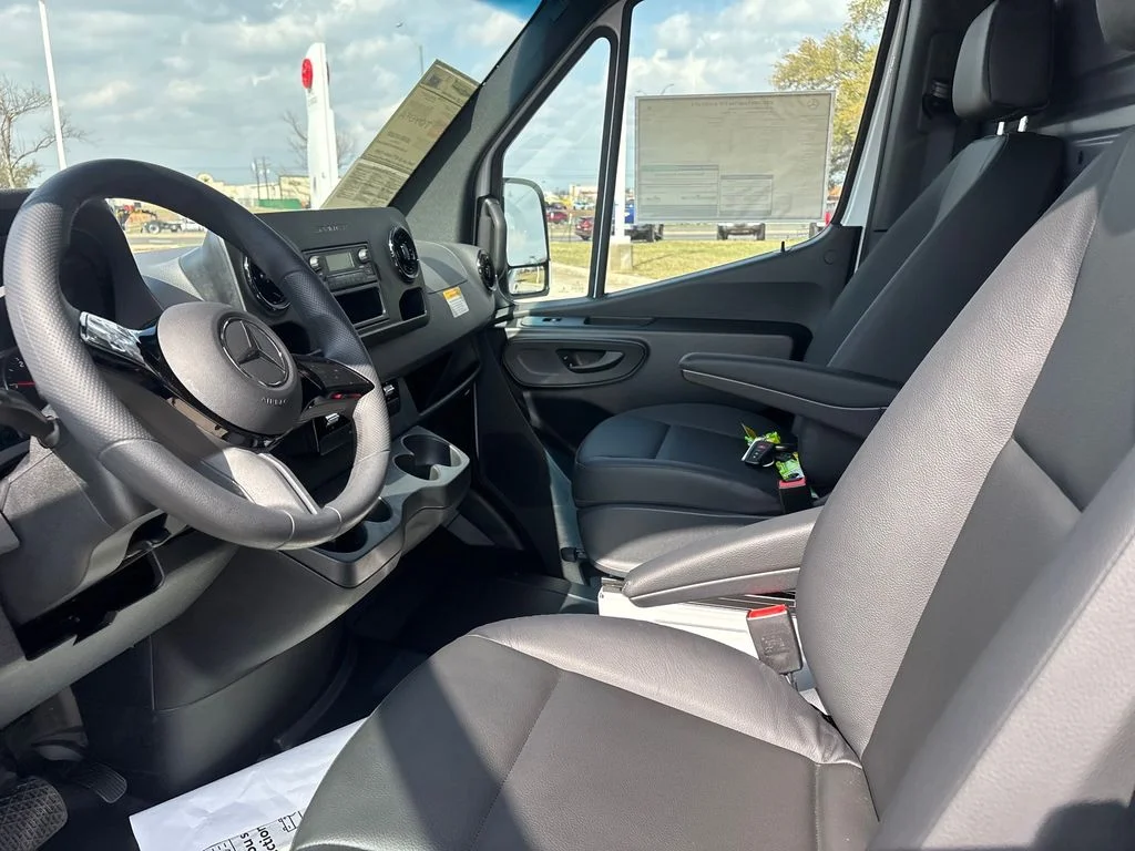 2025 Mercedes-Benz Sprinter Cargo Van Base - Photo 8