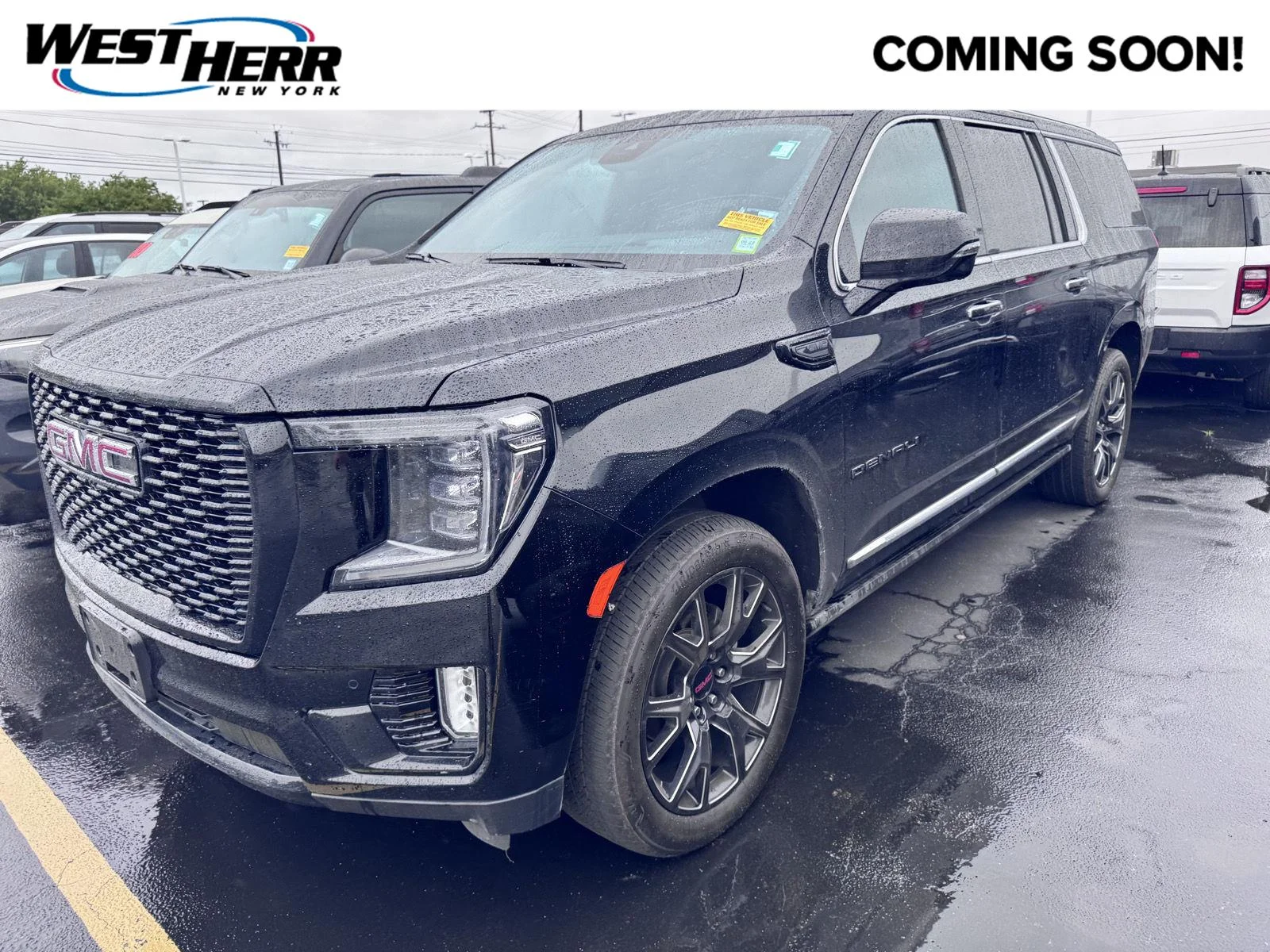 Used 2023 Onyx Black GMC Denali image 1