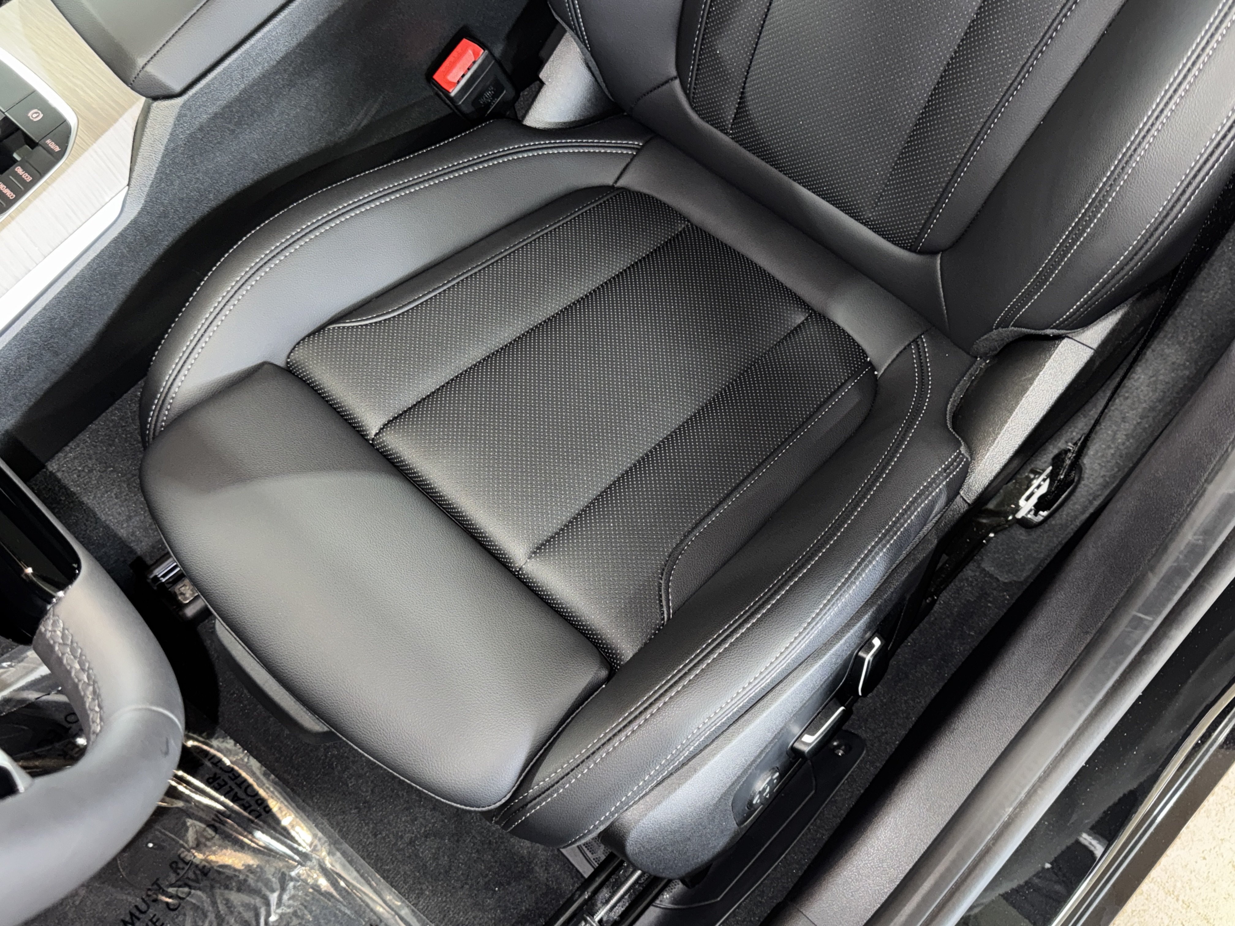 Used 2025 Black Sapphire Metallic BMW 330i image 35