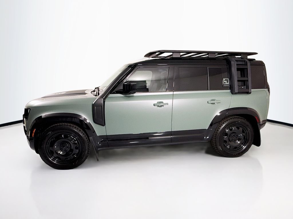 New 2026 Keswick Green Land Rover Trophy Edition Deep Sandglow image 8