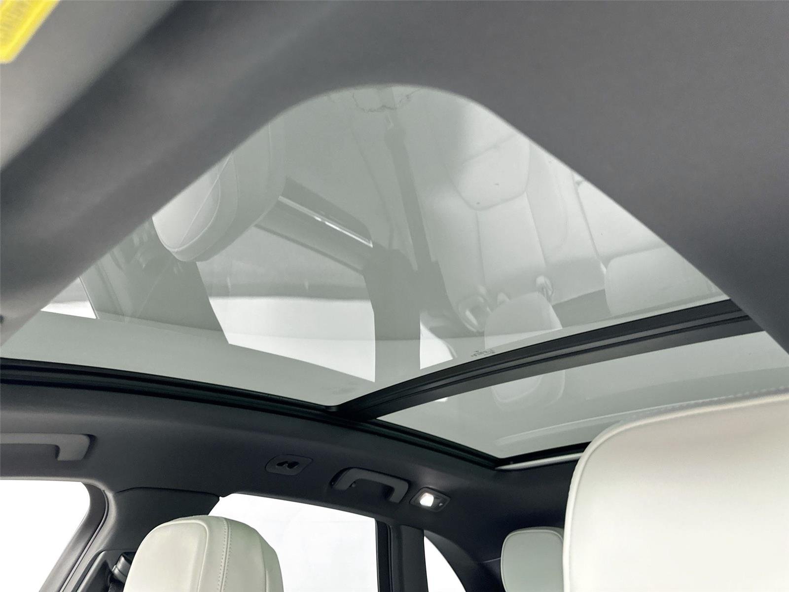 2024 Porsche Macan Base - Photo 35