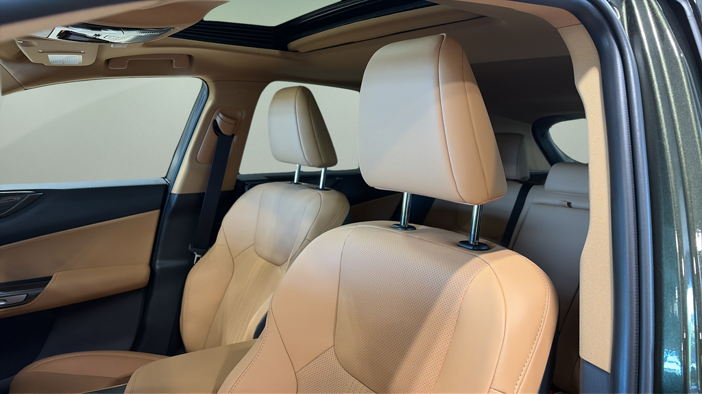 New 2026 Nori Green Pearl Lexus NX 350h PREMIUM AWD image 18