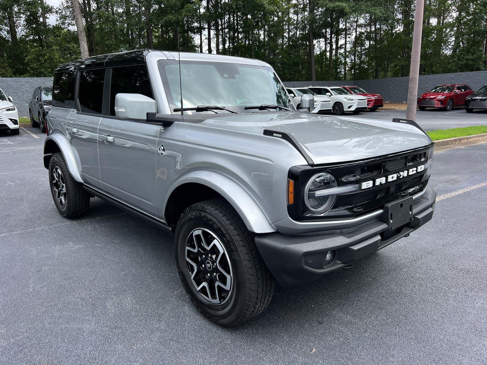 Used 2024 Iconic Silver Ford Outer Banks image 3