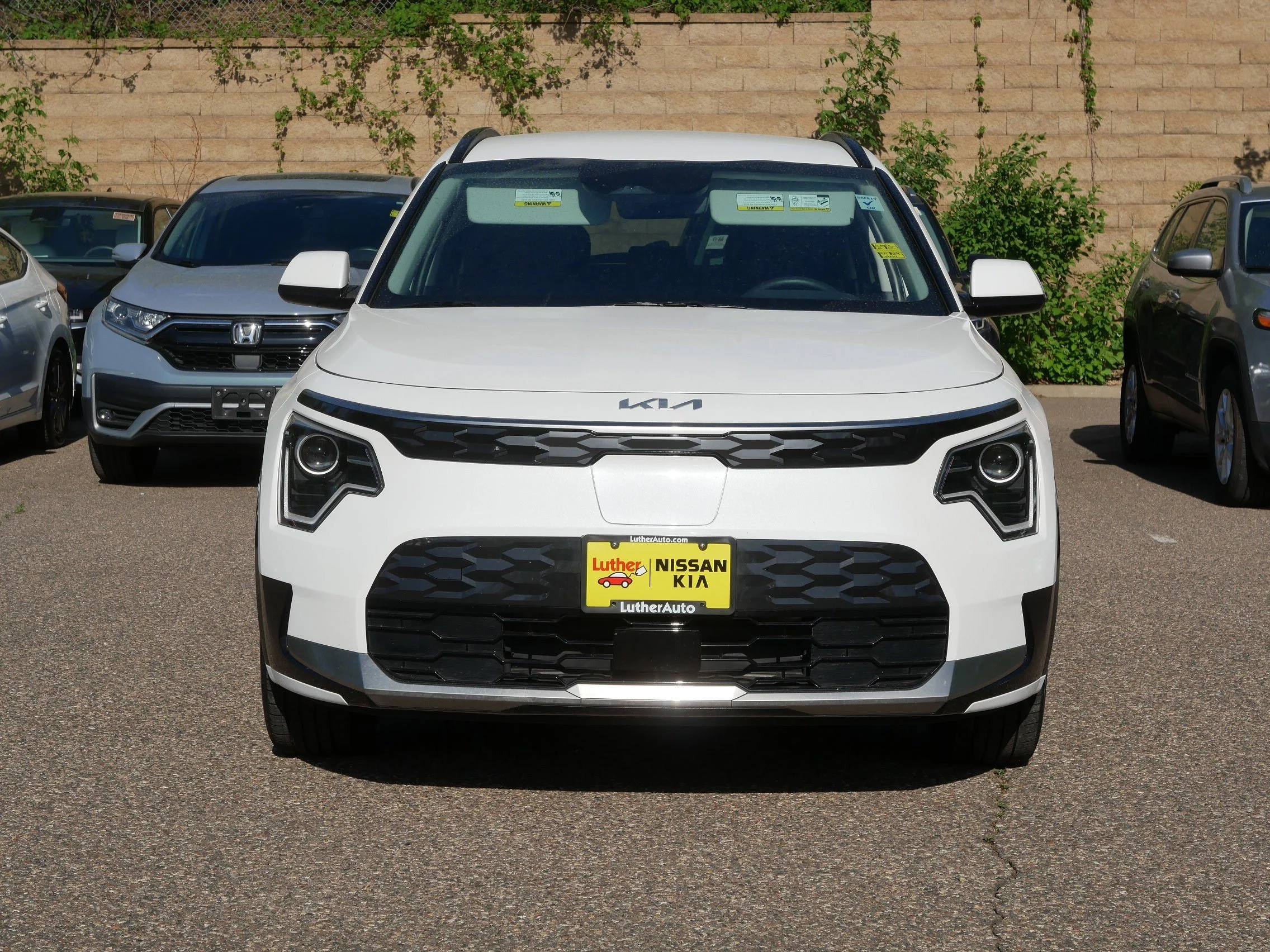 Used 2024 Kia Niro Wind with VIN KNDCR3L10R5092512 for sale in Inver Grove Heights, MN