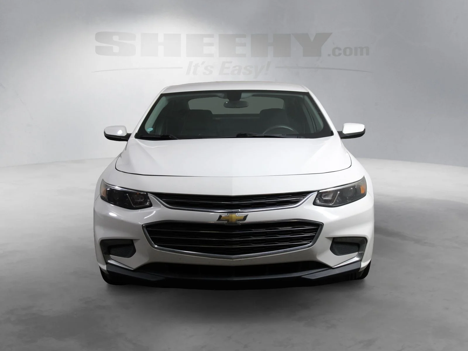 Used 2017 White Chevrolet LT image 11