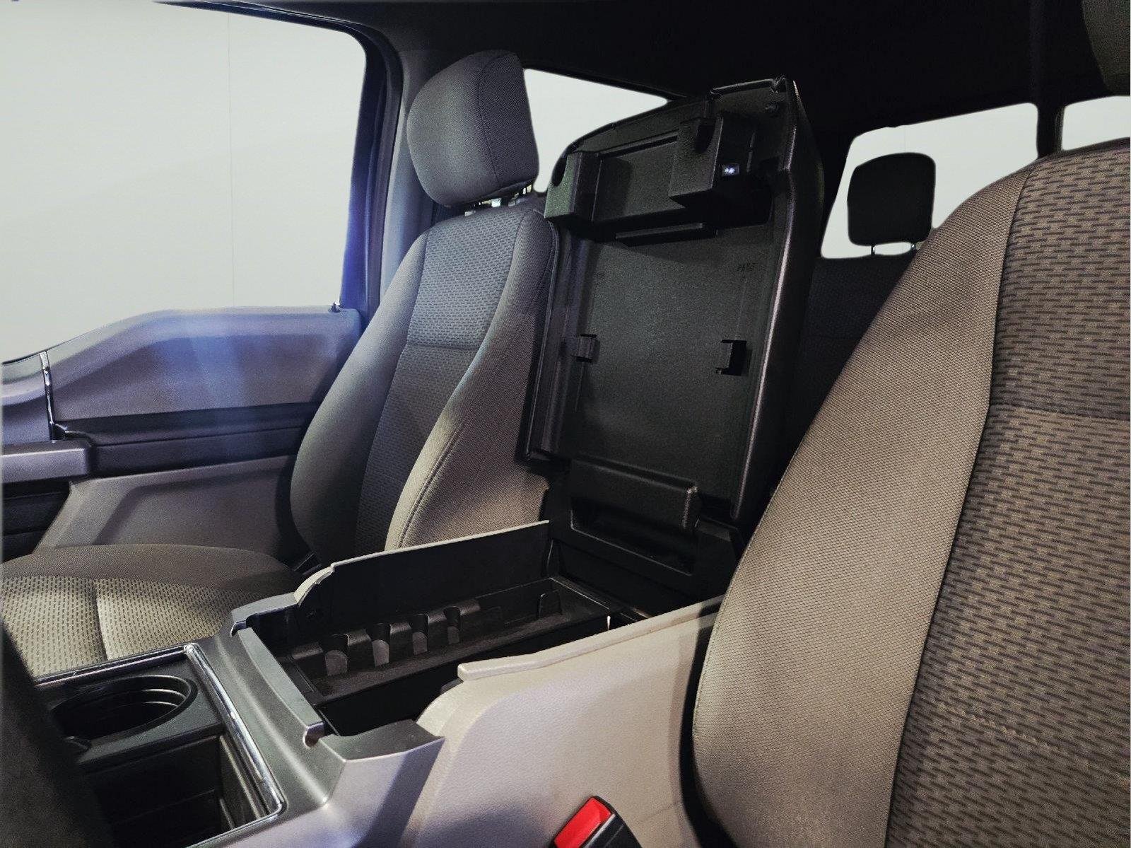Used 2020 Magnetic Ford XLT image 40