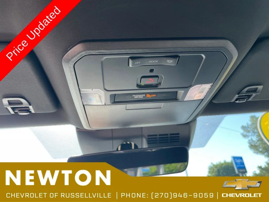 Used 2025 Blue Toyota SR5 image 15