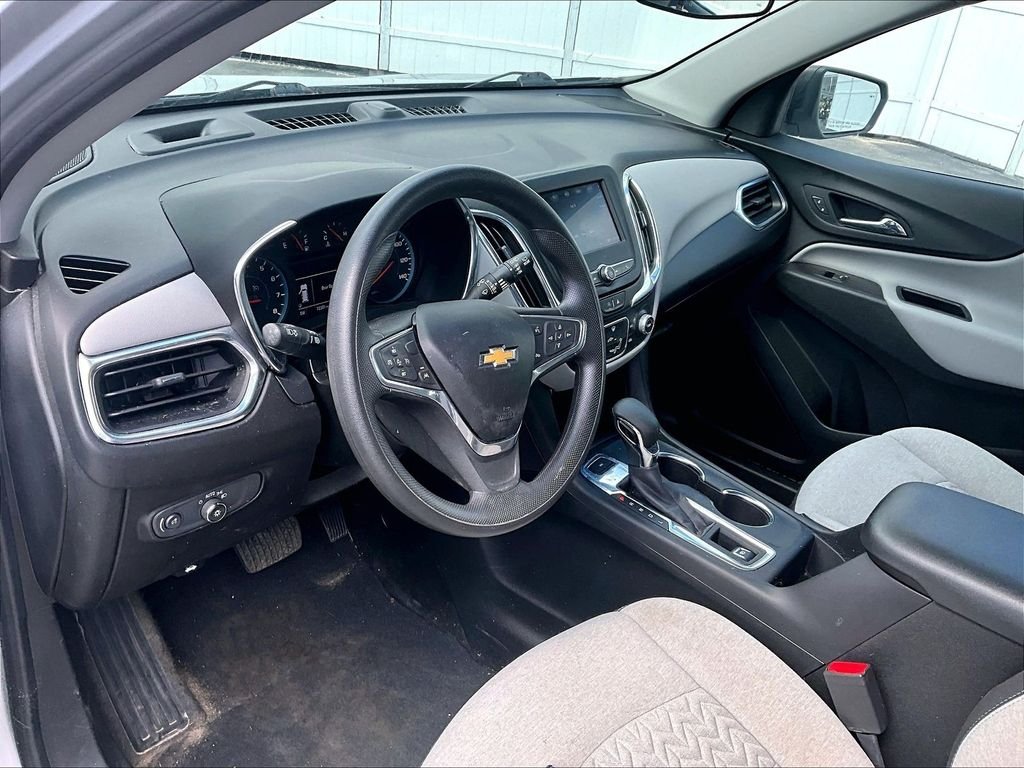 Used 2022 Silver Ice Metallic Chevrolet LS image 8