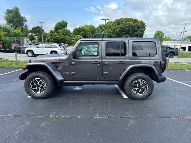 New 2026 Granite Crystal Metallic Clearcoat Jeep Rubicon image 4