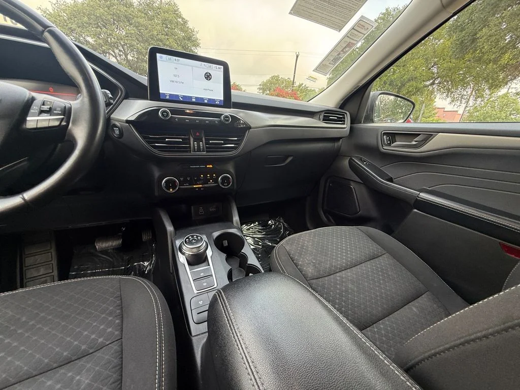 Used 2024 Black Ford Active image 15