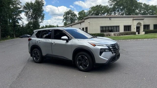 Used 2024 Brilliant Silver Metallic Nissan SV image 27