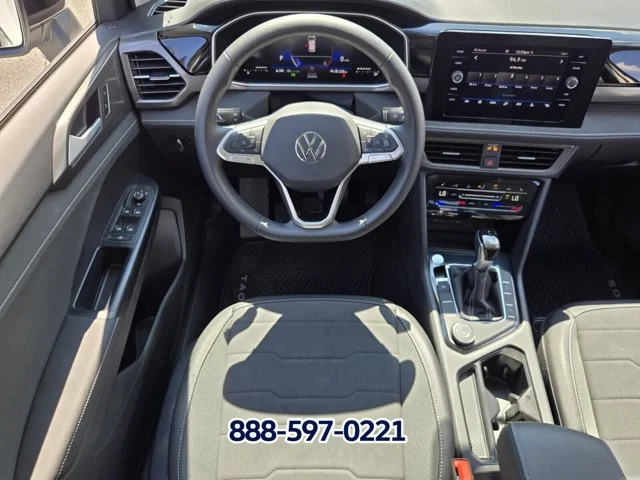 2026 Volkswagen Taos SE Black - Photo 9