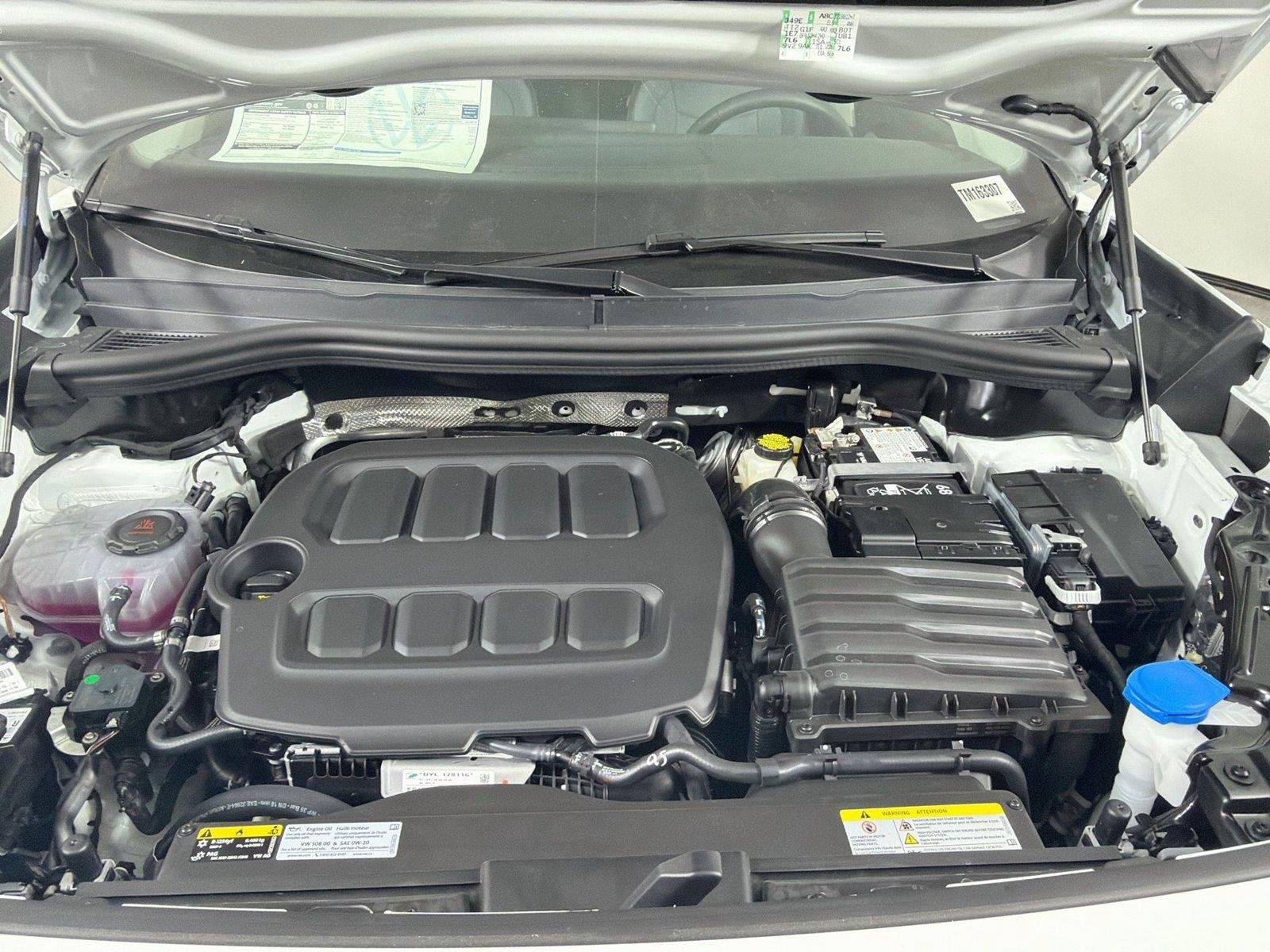 New 2026 Pure White Volkswagen SE image 28
