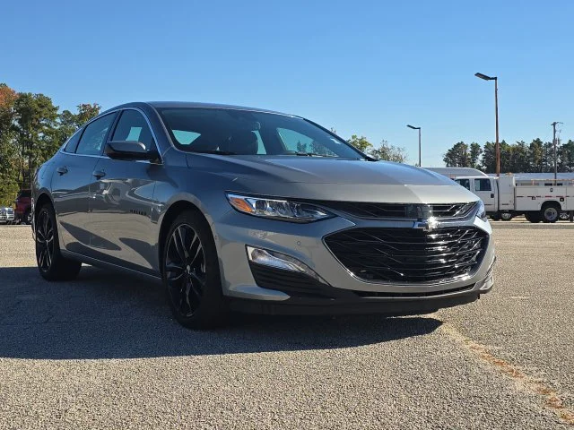 Used 2025 Gray Chevrolet LT image 7
